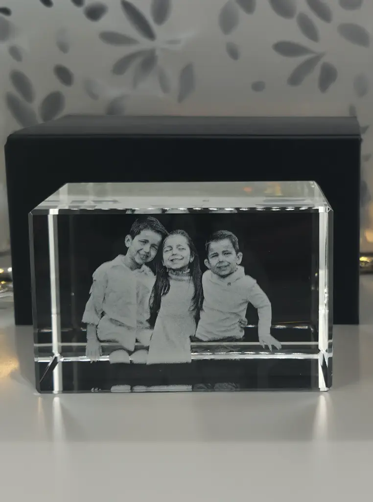 Custom 3D Crystal Rectangle Medium 80X50X50 MM