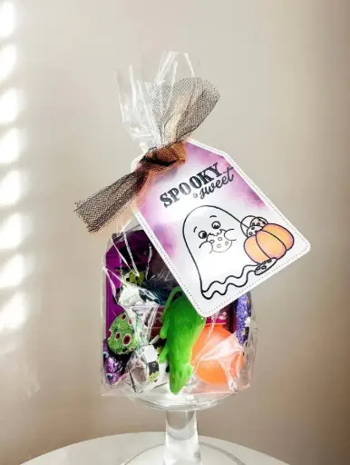[CHGBNFAG001FG] Custom Halloween Goodie Bags Nut Free and Gadgets